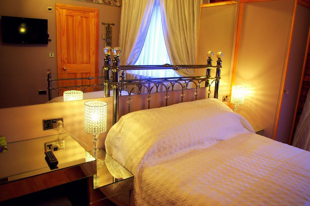 Crown House Suites Halifax Cameră foto